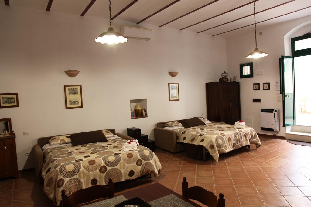 In Centro Holiday Home Matera Extérieur photo